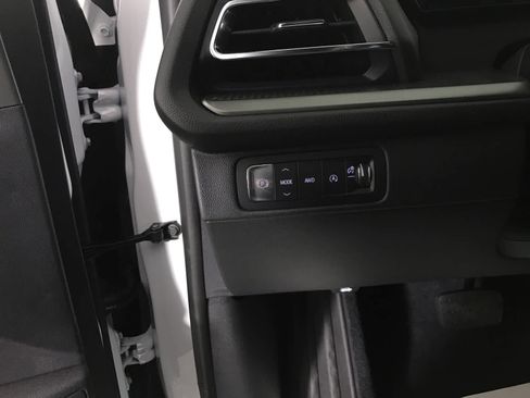 New 2026 Chevrolet Traverse LT w/ Driver Confidence Package image 33