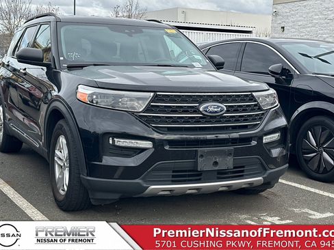 Used 2024 Ford Explorer XLT w/ Equipment Group 202A image 1