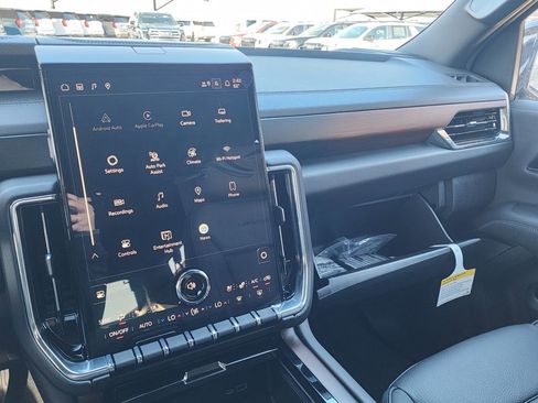 New 2026 GMC Yukon XL Denali w/ Denali Reserve Package image 42