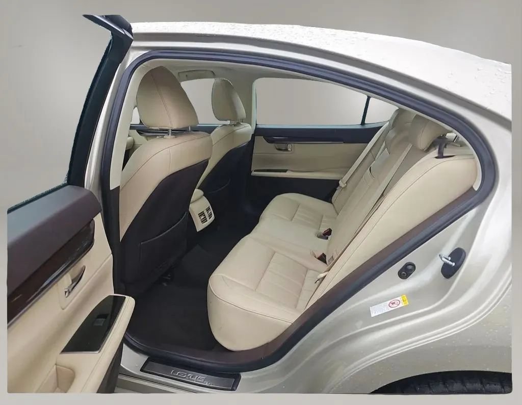 Used 2017 Lexus ES 350 FWD image 9