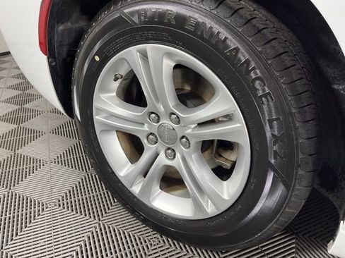 Used 2023 Dodge Charger SXT RWD image 16
