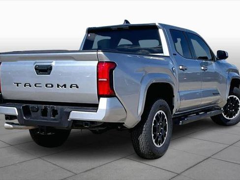 Certified 2025 Toyota Tacoma SR5 image 13