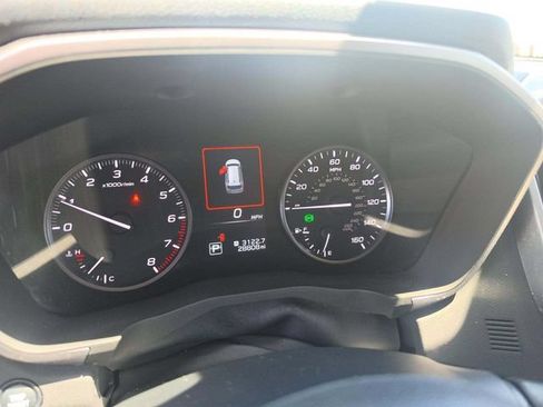 Used 2023 Subaru Ascent Premium w/ Convenience Package AWD/4WD image 6