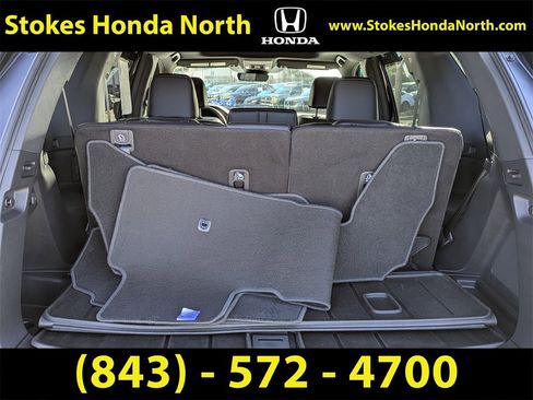 Certified 2025 Honda Pilot Black Edition image 13