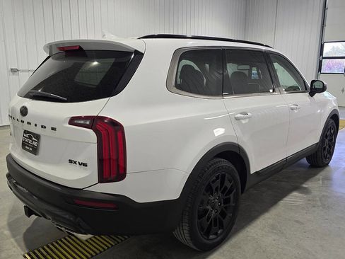 Used 2021 Kia Telluride SX w/ Nightfall Edition Package AWD/4WD image 5