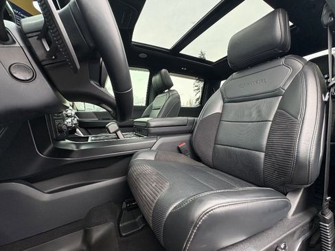 Certified 2023 Ford F150 Raptor w/ Raptor Carbon Fibre Package image 19