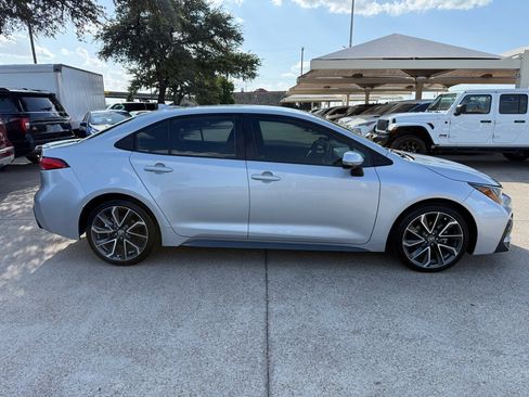 Used 2021 Toyota Corolla SE FWD image 8