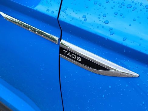 Used 2023 Volkswagen Taos SE FWD image 29