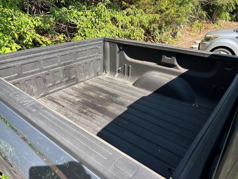 Used 2017 GMC Sierra 1500 SLT RWD image 12