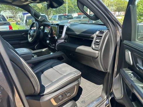 Used 2019 RAM 1500 Limited AWD/4WD image 11