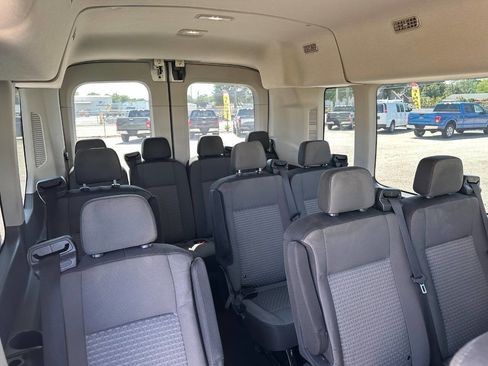 Used 2021 Ford Transit 350 XLT RWD image 9