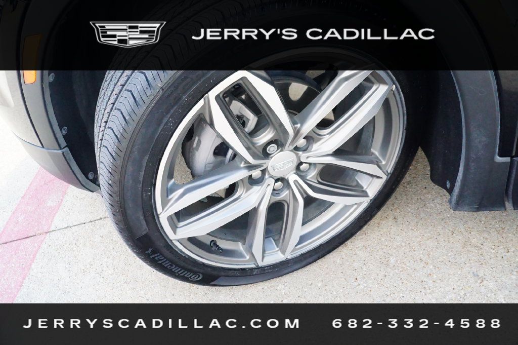 Used 2023 Cadillac XT4 Sport FWD image 9