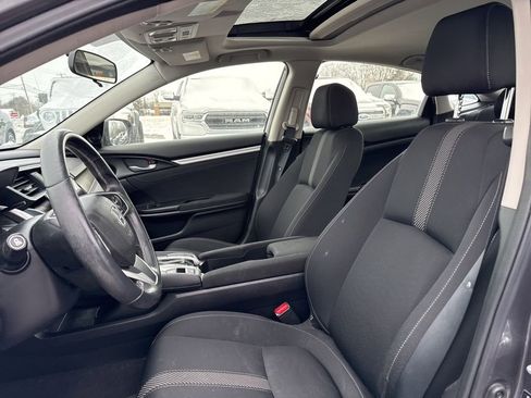 Used 2018 Honda Civic EX-T image 9