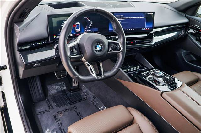 Used 2026 BMW 530i xDrive AWD/4WD image 10