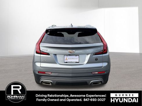 Used 2023 Cadillac XT4 Premium Luxury w/ Cold Weather Package AWD/4WD image 9