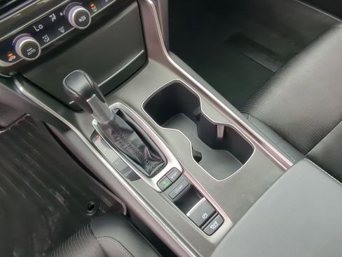 Used 2021 Honda Accord Sport image 18