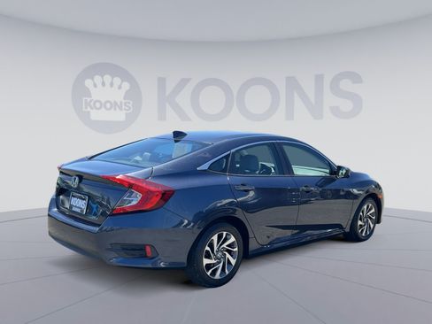 Used 2018 Honda Civic EX image 11