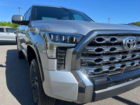 Used 2025 Toyota Tundra Platinum AWD/4WD image 26