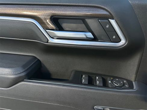 Used 2025 Chevrolet Silverado 1500 RST image 11