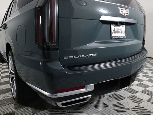 Used 2026 Cadillac Escalade Luxury w/ Touring Package AWD/4WD image 50