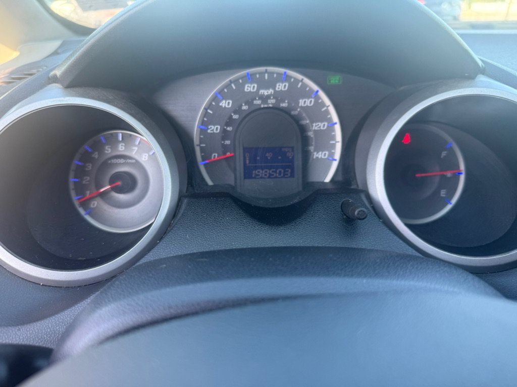 Used 2013 Honda Fit image 11