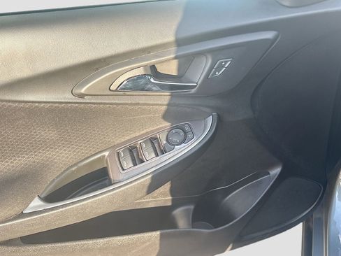 Used 2024 Chevrolet Malibu LT image 17