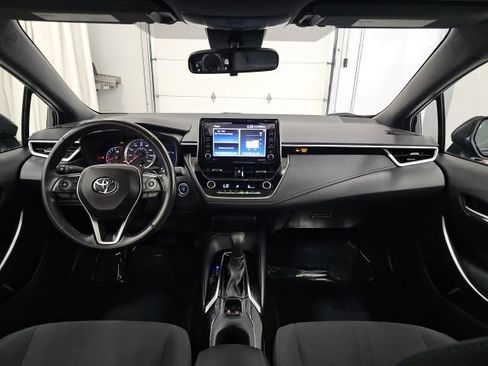 Used 2021 Toyota Corolla SE w/ SE Premium Package FWD image 32