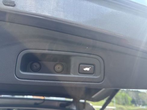 Used 2018 Honda Pilot Elite image 13