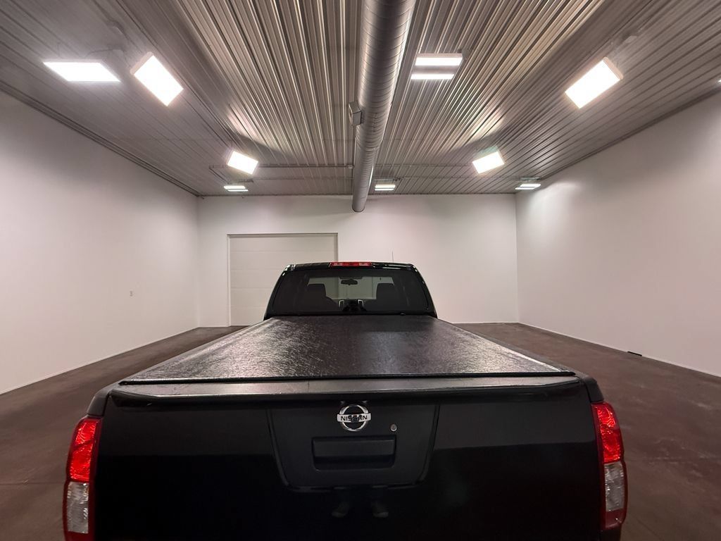 Used 2015 Nissan Frontier S RWD image 27