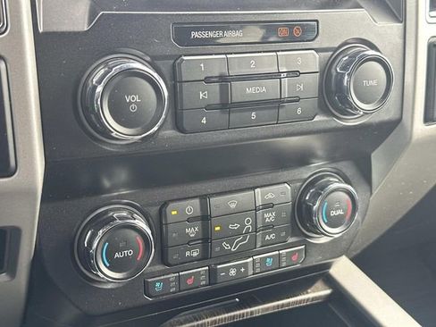 Used 2021 Ford F250 Lariat w/ Lariat Value Package image 27