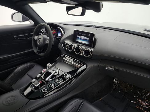 Used 2018 Mercedes-Benz AMG GT S image 20