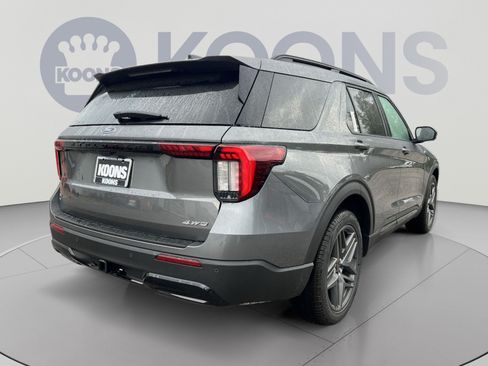 New 2026 Ford Explorer ST-Line w/ ST-Line Street Pack AWD/4WD image 7