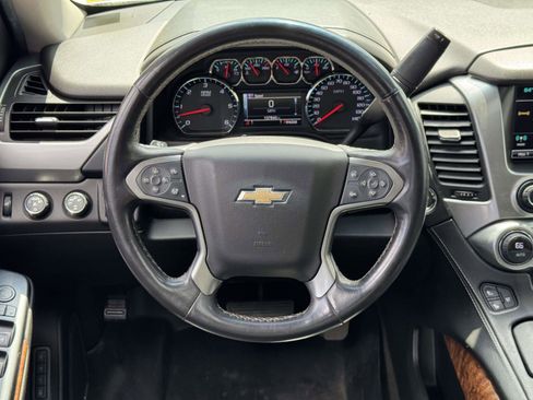 Used 2015 Chevrolet Tahoe LTZ AWD/4WD image 12
