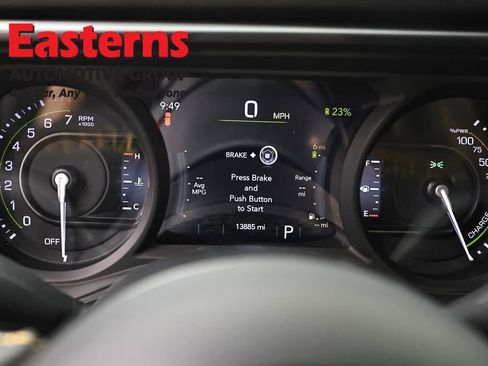 Used 2024 Jeep Wrangler Unlimited AWD/4WD image 18