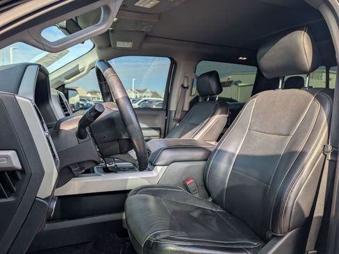 Used 2017 Ford F150 Lariat w/ FX4 Off-Road Package image 16