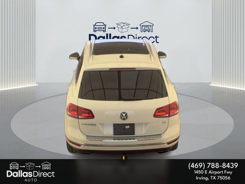 Used 2015 Volkswagen Touareg VR6 AWD/4WD image 7