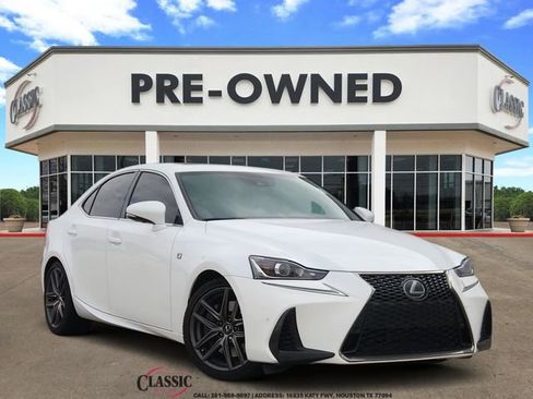 Used 2019 Lexus IS 300 F Sport w/ F Sport Package RWD image 1