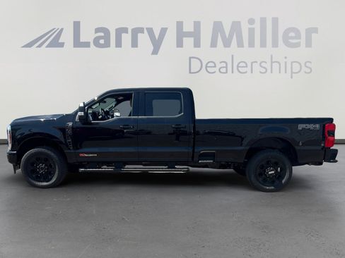 New 2025 Ford F350 XLT w/ Black Appearance Package image 2