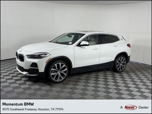 Used 2022 BMW X2 sDrive28i w/ Convenience Package image 1