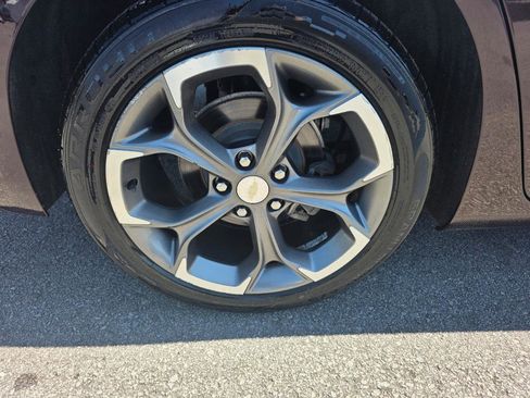 Used 2021 Chevrolet Malibu LT image 17