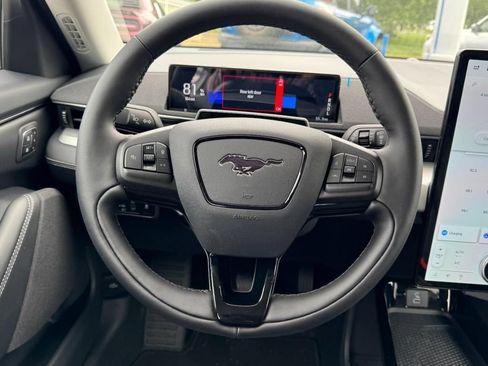 Used 2023 Ford Mustang Mach-E Select w/ Comfort Package Lite AWD/4WD image 12