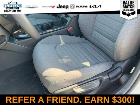 Used 2025 Kia K4 EX image 16