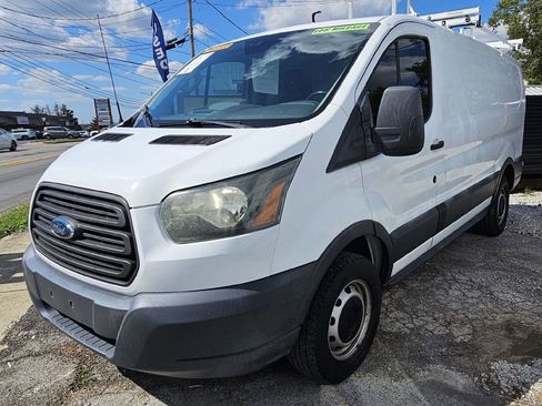 Used 2015 Ford Transit 250 250 image 2