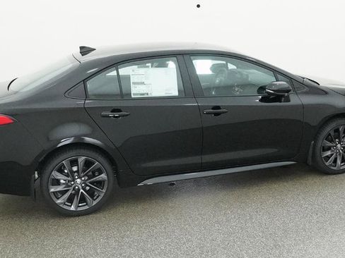 New 2026 Toyota Corolla SE image 3