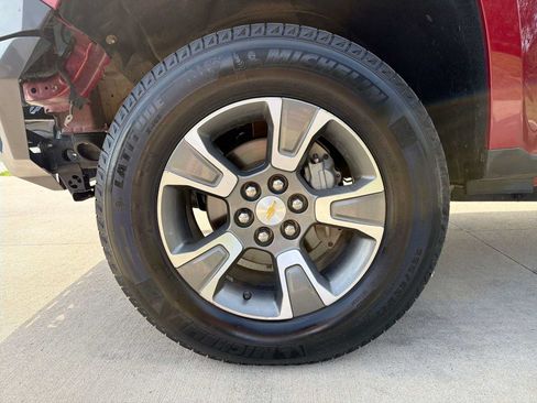 Used 2020 Chevrolet Colorado Z71 AWD/4WD image 10
