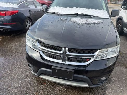 Used 2012 Dodge Journey SXT w/ Popular Equipment Group image 2