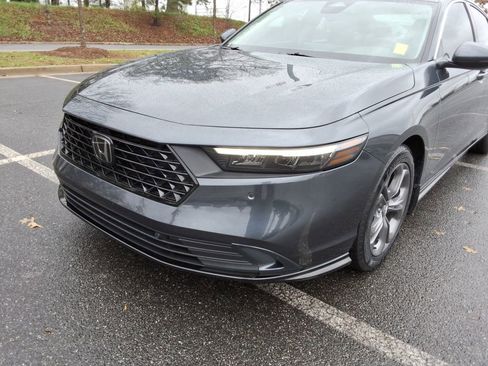 Used 2023 Honda Accord EX-L image 9