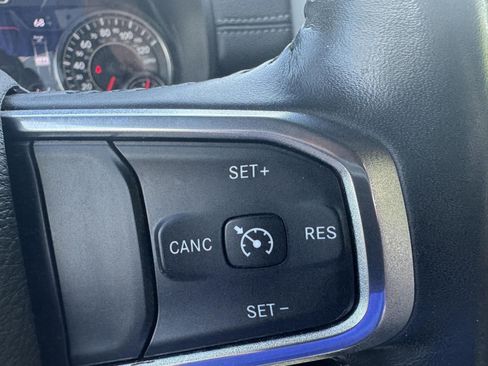 Used 2023 RAM 1500 Laramie AWD/4WD image 23
