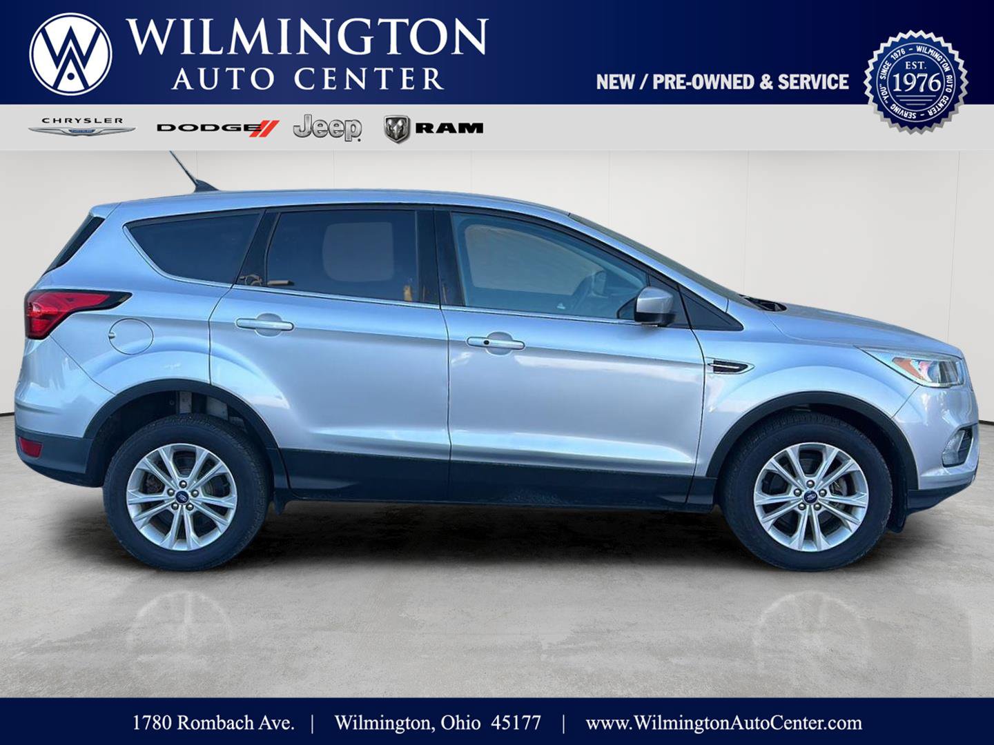Used 2019 Ford Escape SE FWD image 1