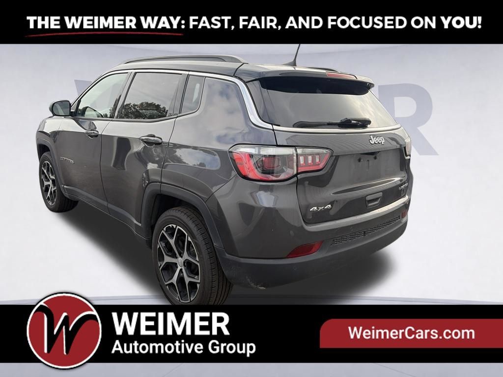Used 2024 Jeep Compass Limited AWD/4WD image 6